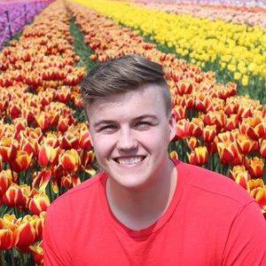 Meet your Posher, Sam